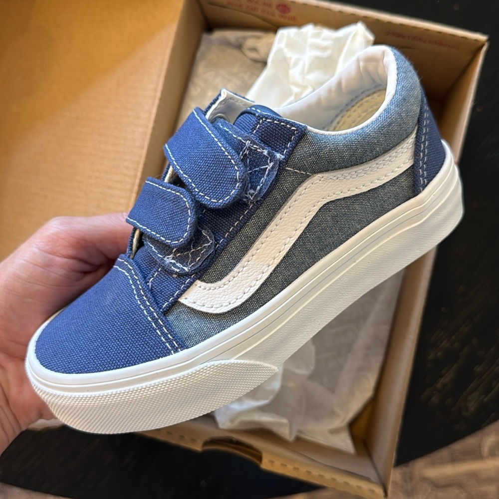 Toddler vans- size 11